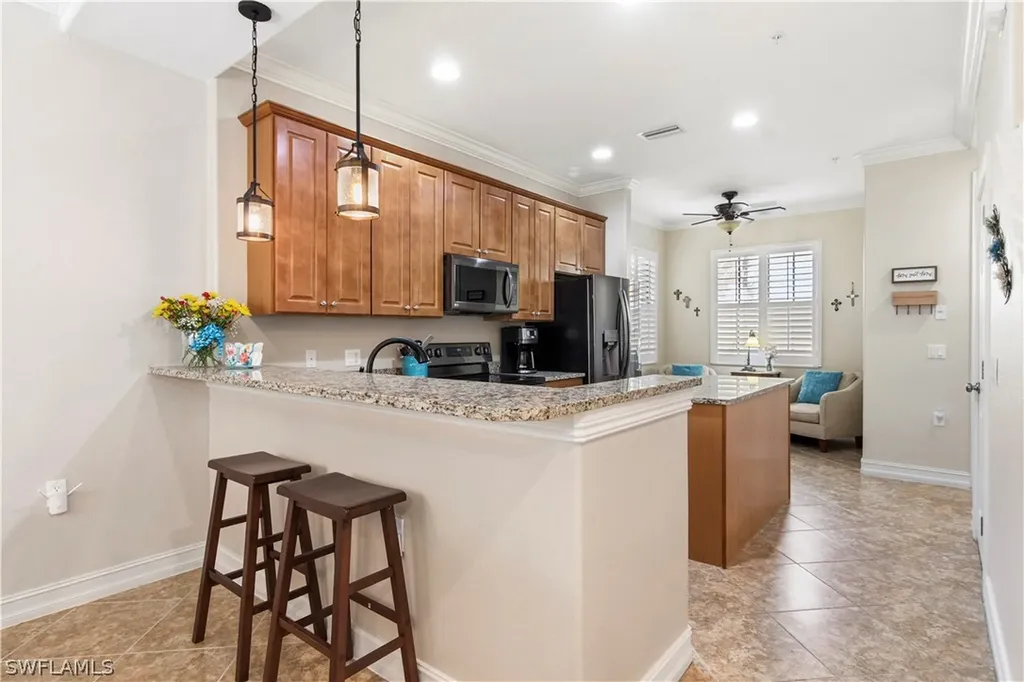 9118 Chula Vista Street Naples FL 34113
