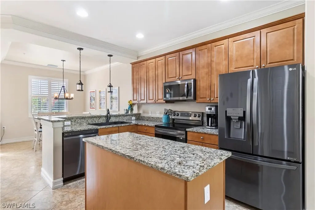 9118 Chula Vista Street Naples FL 34113
