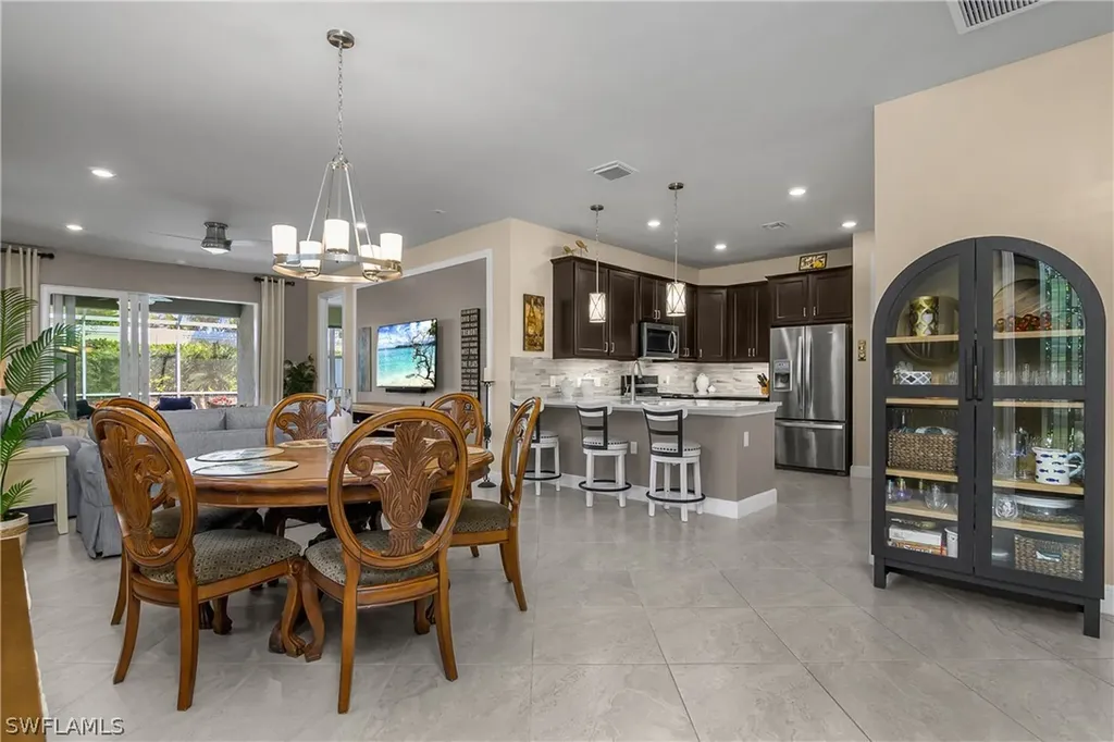 10755 Manatee Key Lane Estero FL 33928