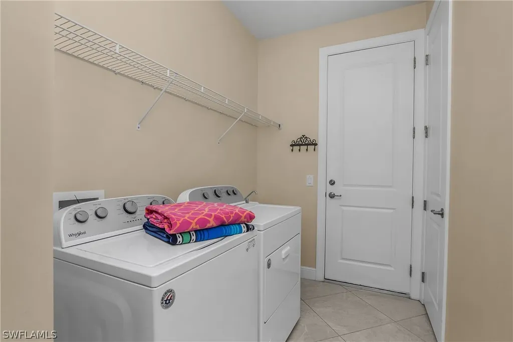 10755 Manatee Key Lane Estero FL 33928