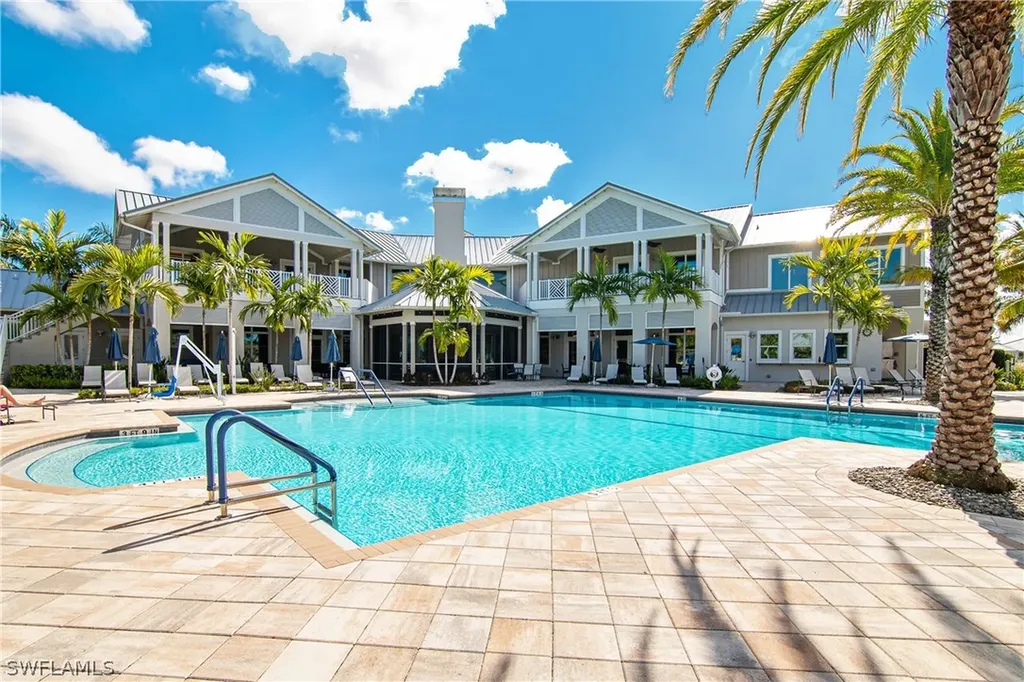 10755 Manatee Key Lane Estero FL 33928