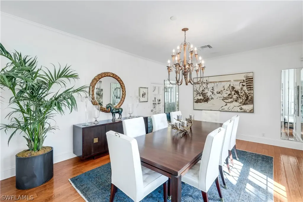 180 Edgemere Way S Naples FL 34105