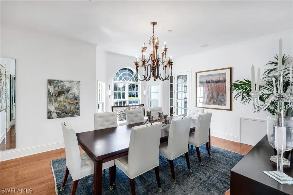 180 Edgemere Way S Naples FL 34105