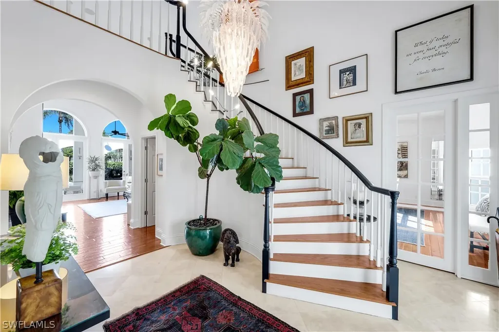 180 Edgemere Way S Naples FL 34105