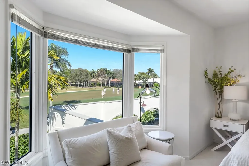 180 Edgemere Way S Naples FL 34105