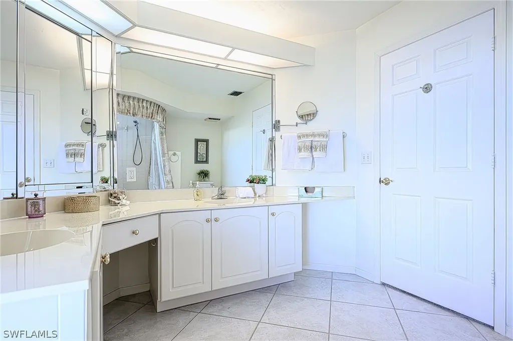 613 Beachwalk Circle Naples FL 34108