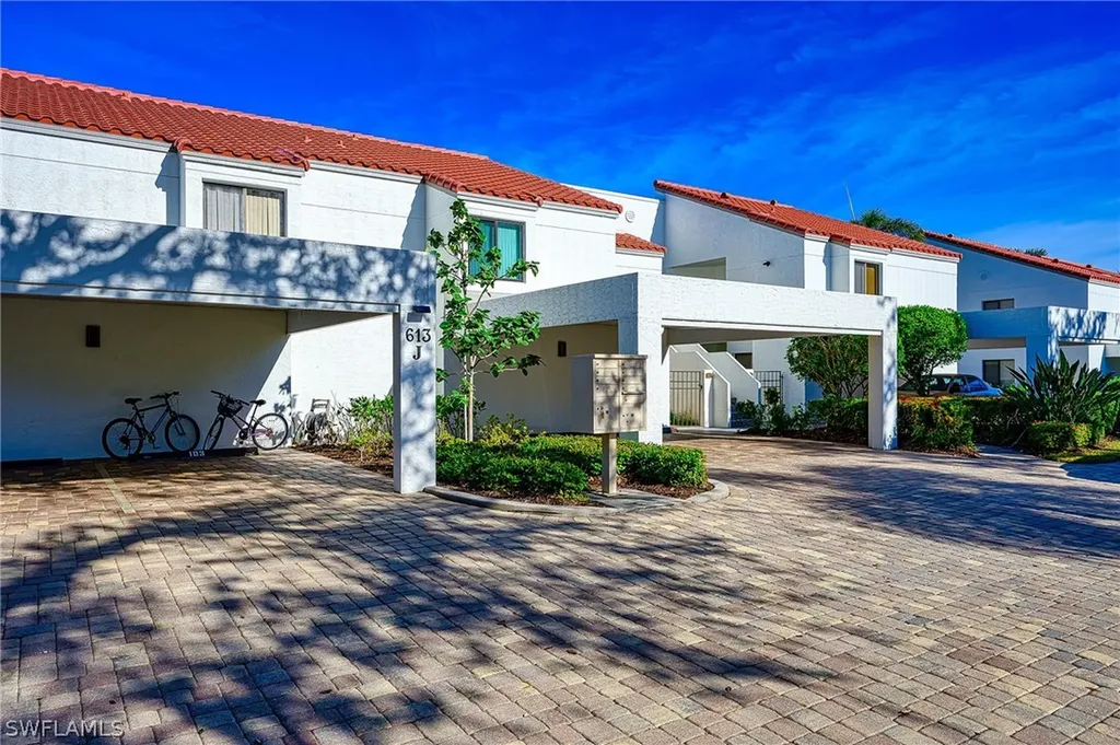 613 Beachwalk Circle Naples FL 34108
