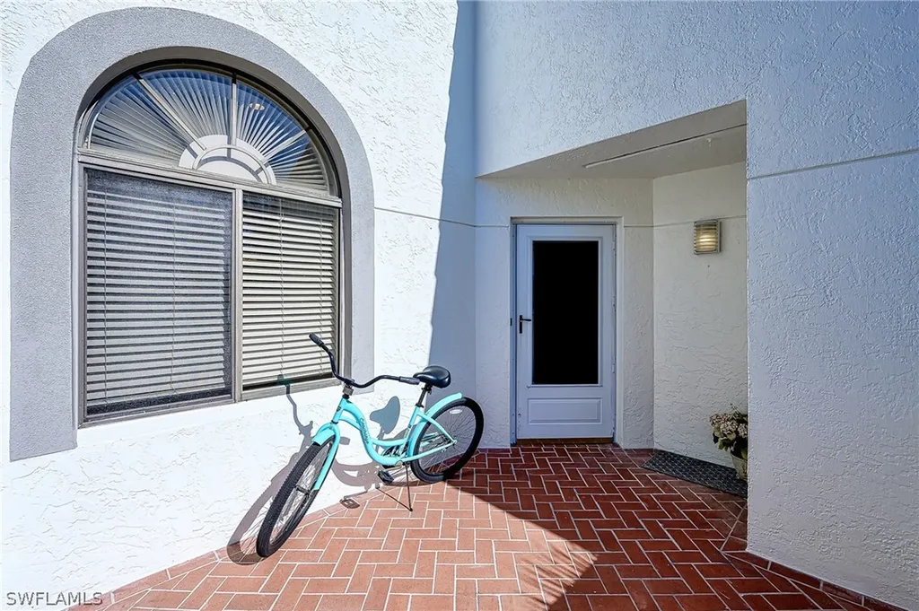 613 Beachwalk Circle Naples FL 34108