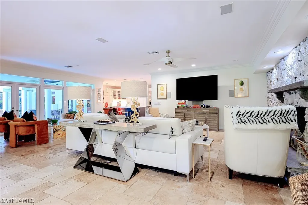 2760 70th Street SW Naples FL 34105