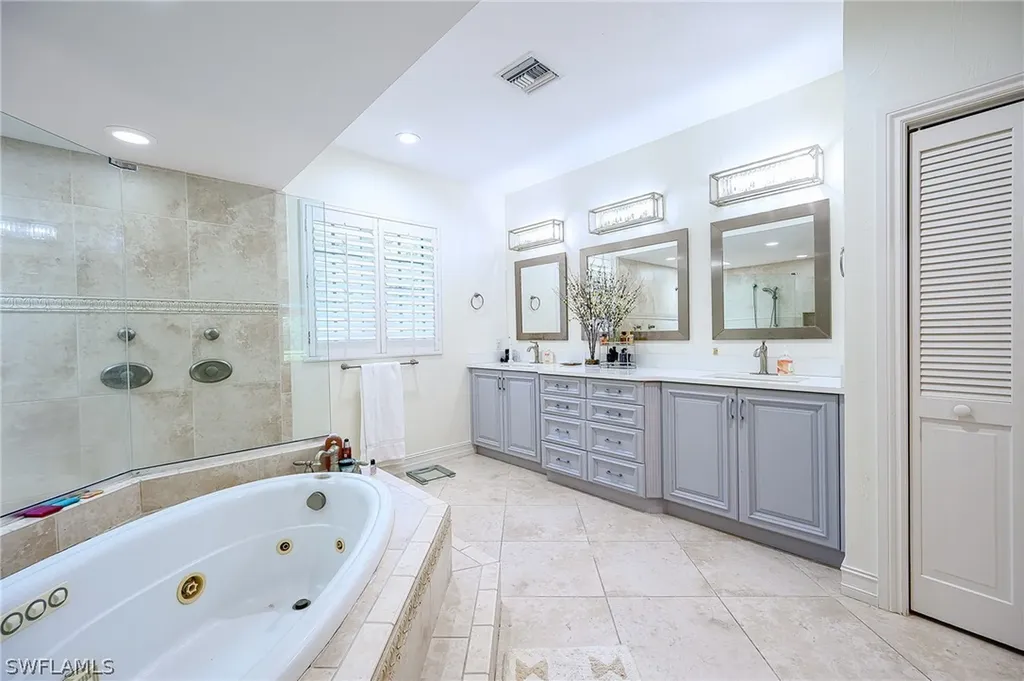 2760 70th Street SW Naples FL 34105