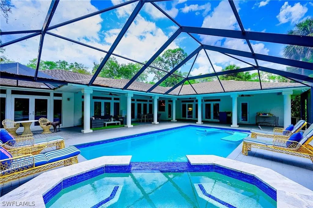 2760 70th Street SW Naples FL 34105