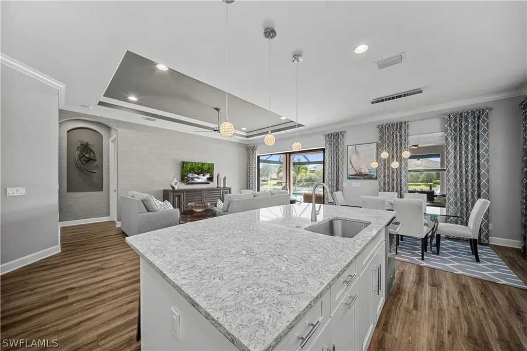 9114 Trivoli Terrace Naples FL 34119