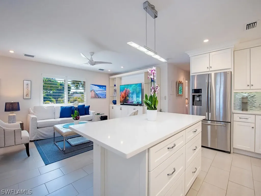 505 Broad Avenue S Naples FL 34102