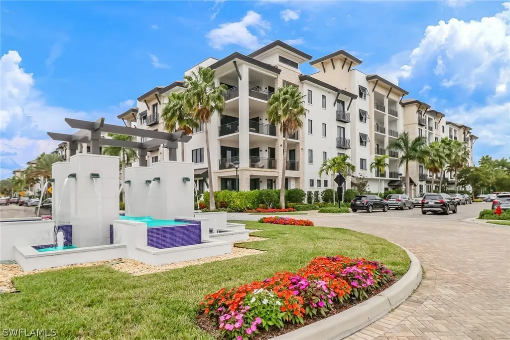 1135 3rd Avenue S Naples FL 34102