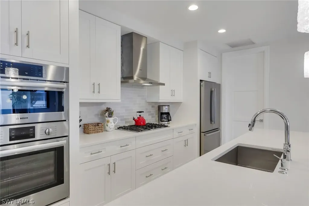 1135 3rd Avenue S Naples FL 34102
