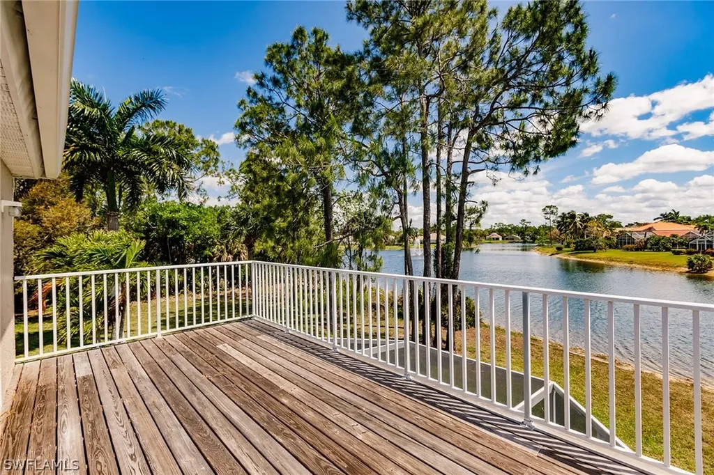 7859 Berkshire Pines Drive Naples FL 34104