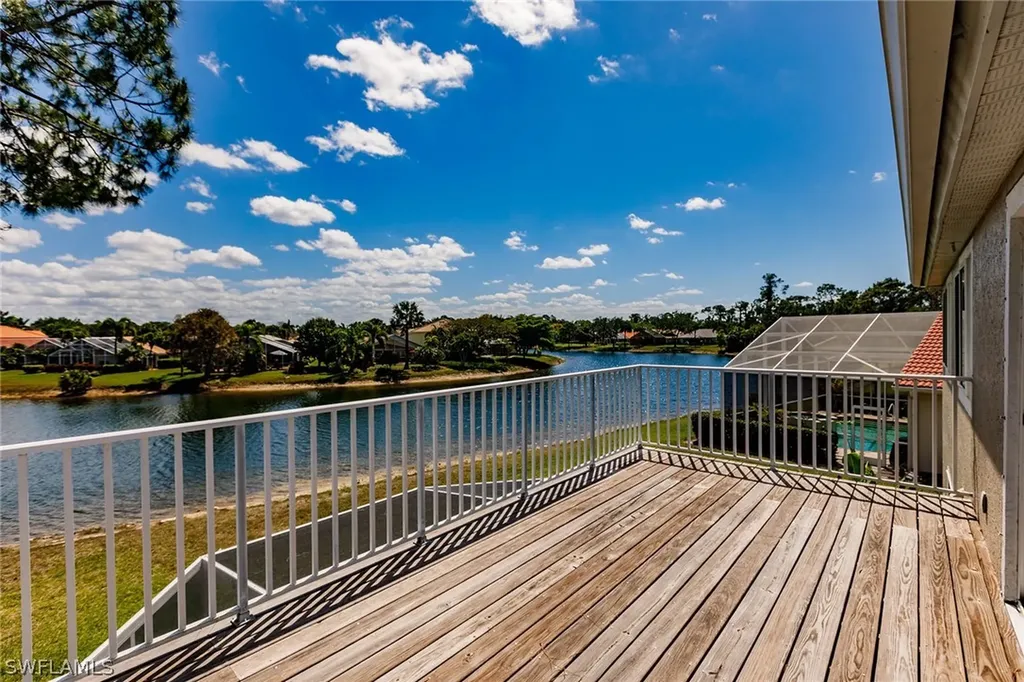 7859 Berkshire Pines Drive Naples FL 34104