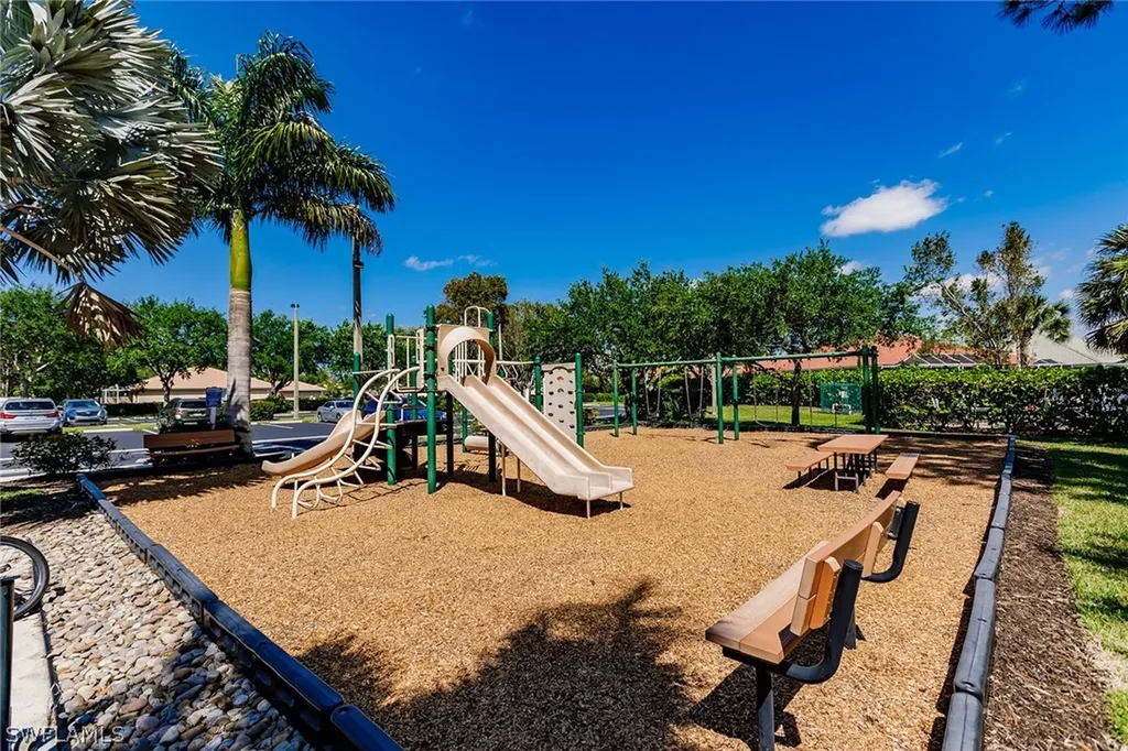 7859 Berkshire Pines Drive Naples FL 34104