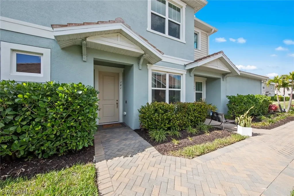 4688 Arboretum Circle Naples FL 34112