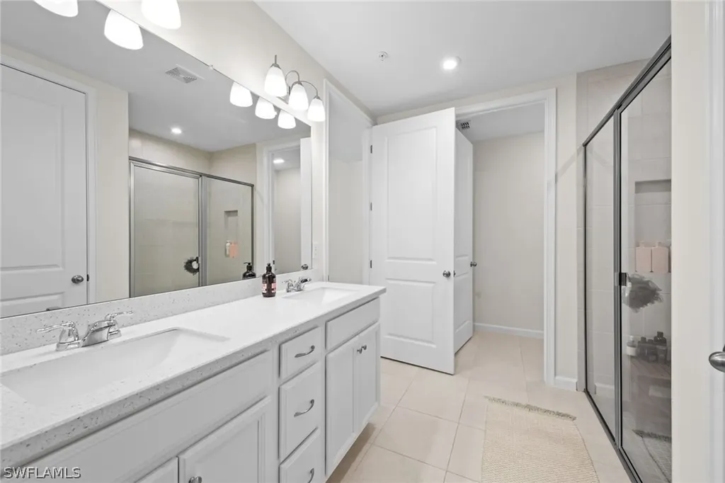 4688 Arboretum Circle Naples FL 34112