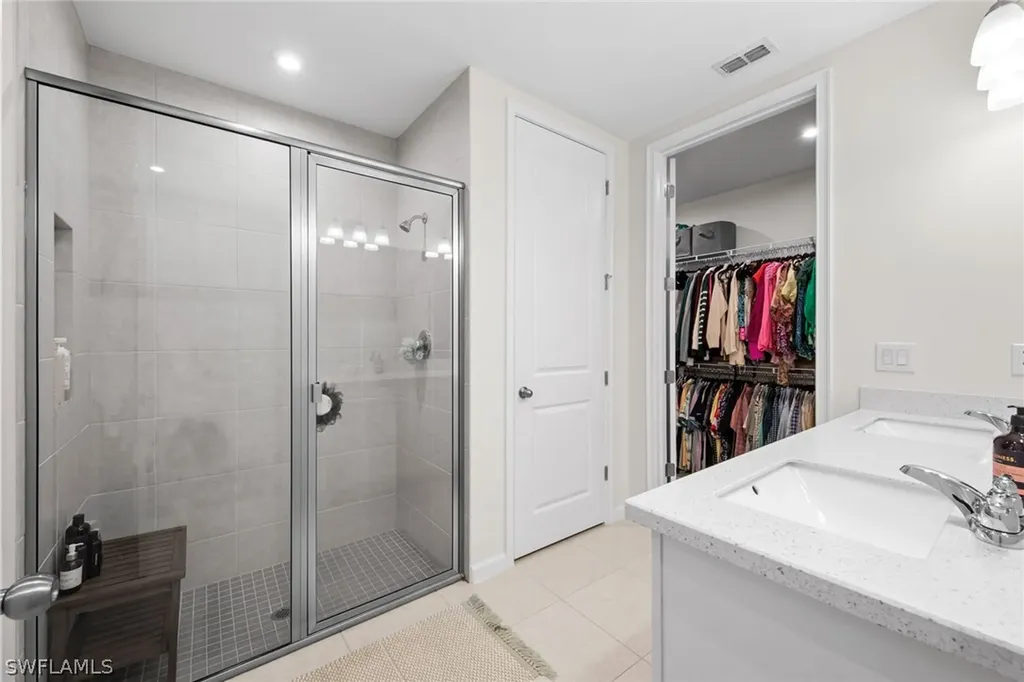 4688 Arboretum Circle Naples FL 34112