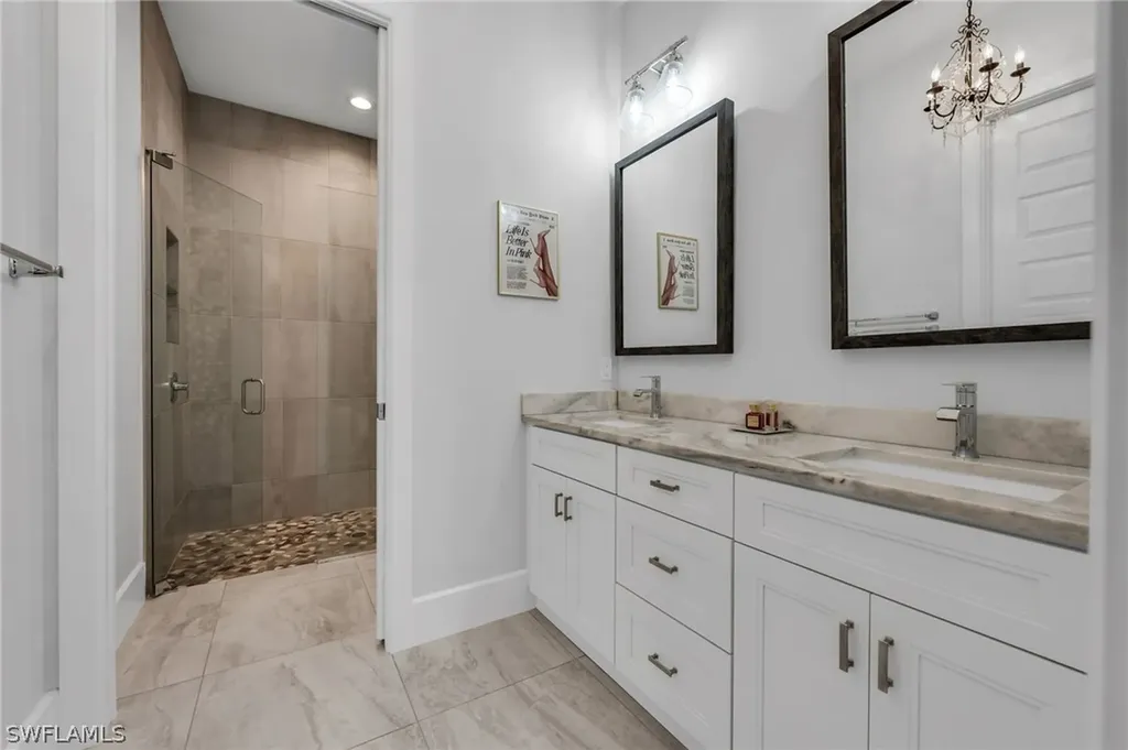 2464 Lake Avenue Naples FL 34112
