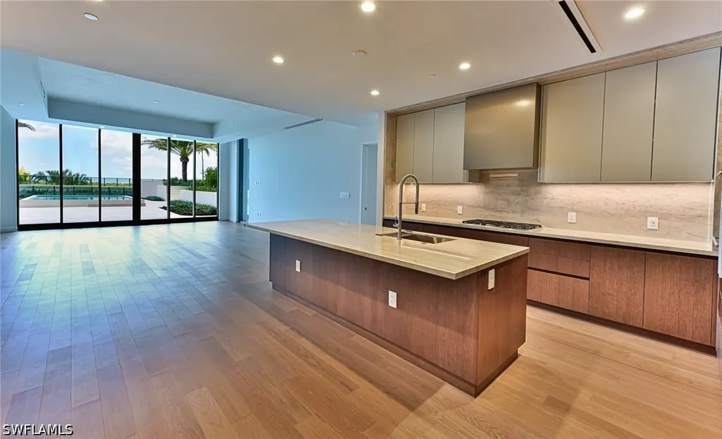 5000 Coconut Road #105 Bonita Springs FL 34134
