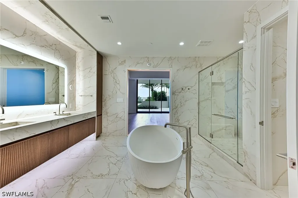 5000 Saltleaf Blvd #105 Boulevard Bonita Springs FL 34134