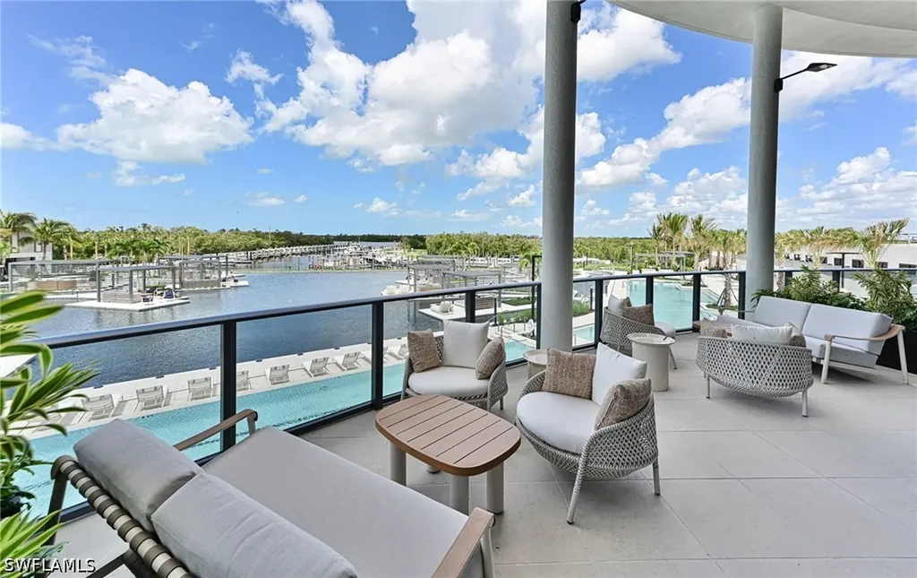 5000 Coconut Road #105 Bonita Springs FL 34134