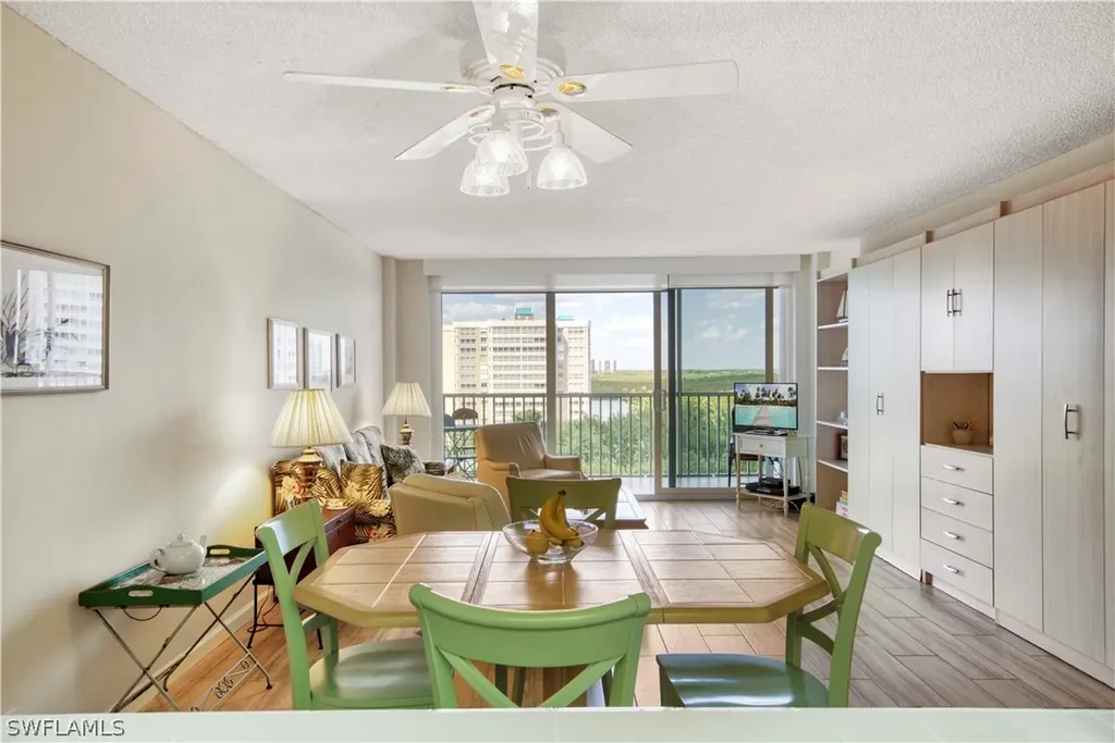 3 Bluebill Avenue Naples FL 34108