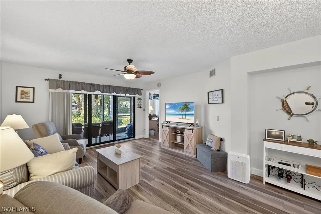 4973 Pepper Circle Naples FL 34113