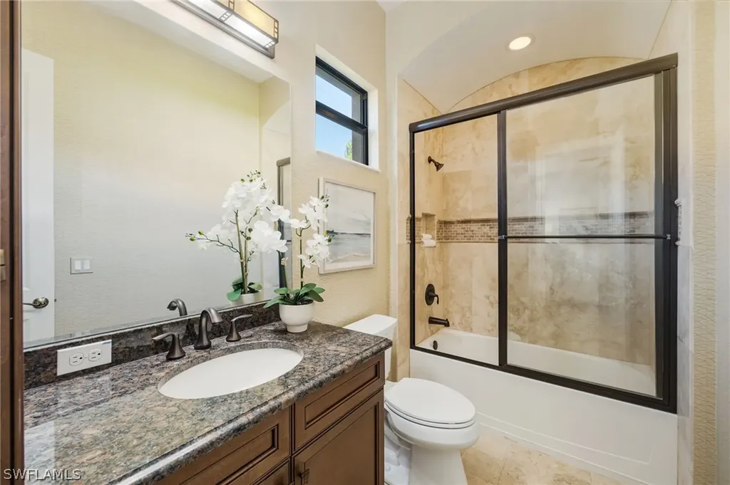 6530 Carema Lane Naples FL 34113