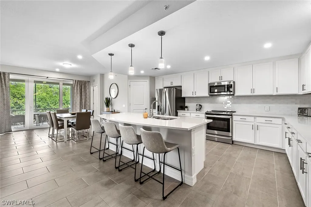 172 Indies Drive E Naples FL 34114