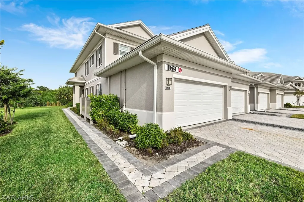 172 Indies Drive E Naples FL 34114