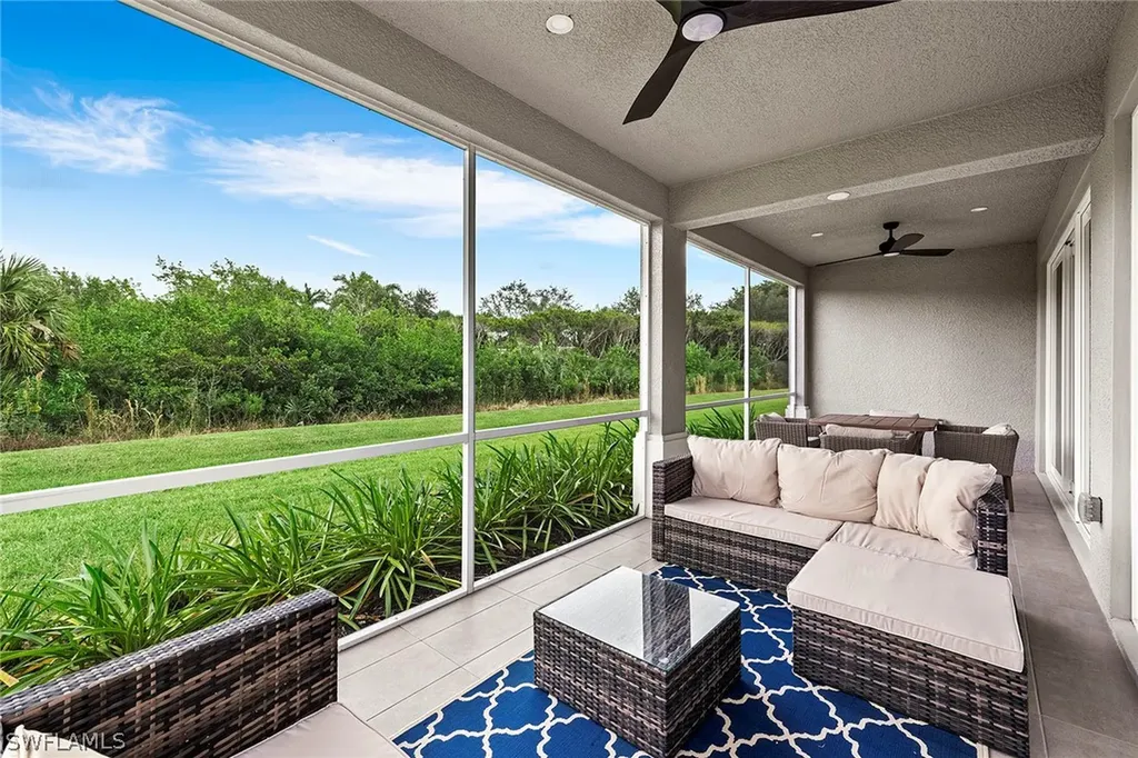 172 Indies Drive E Naples FL 34114