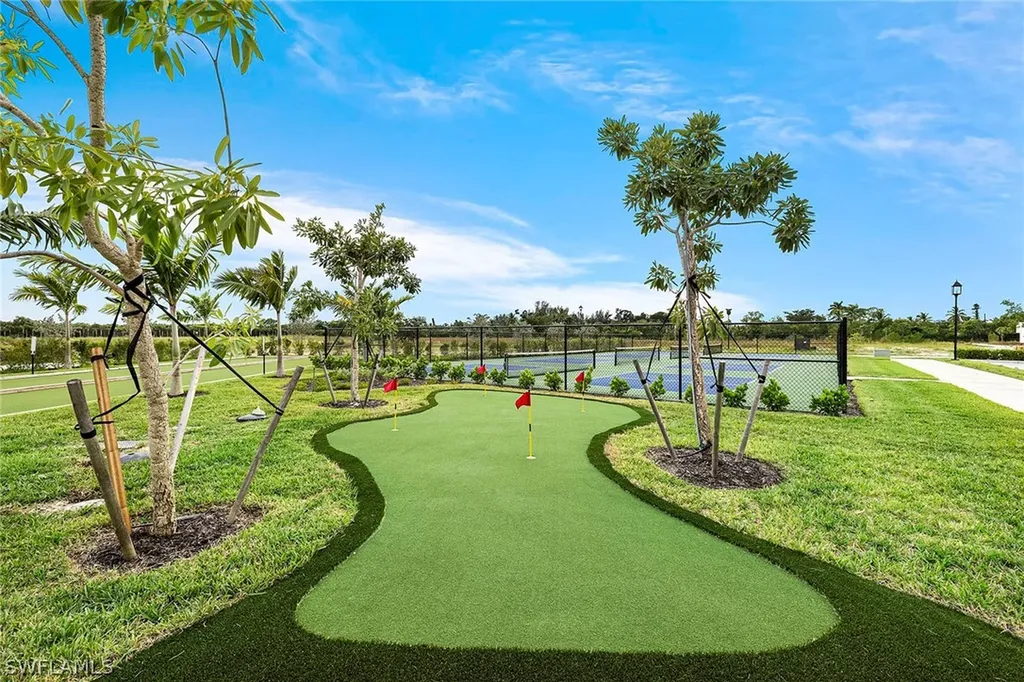 172 Indies Drive E Naples FL 34114