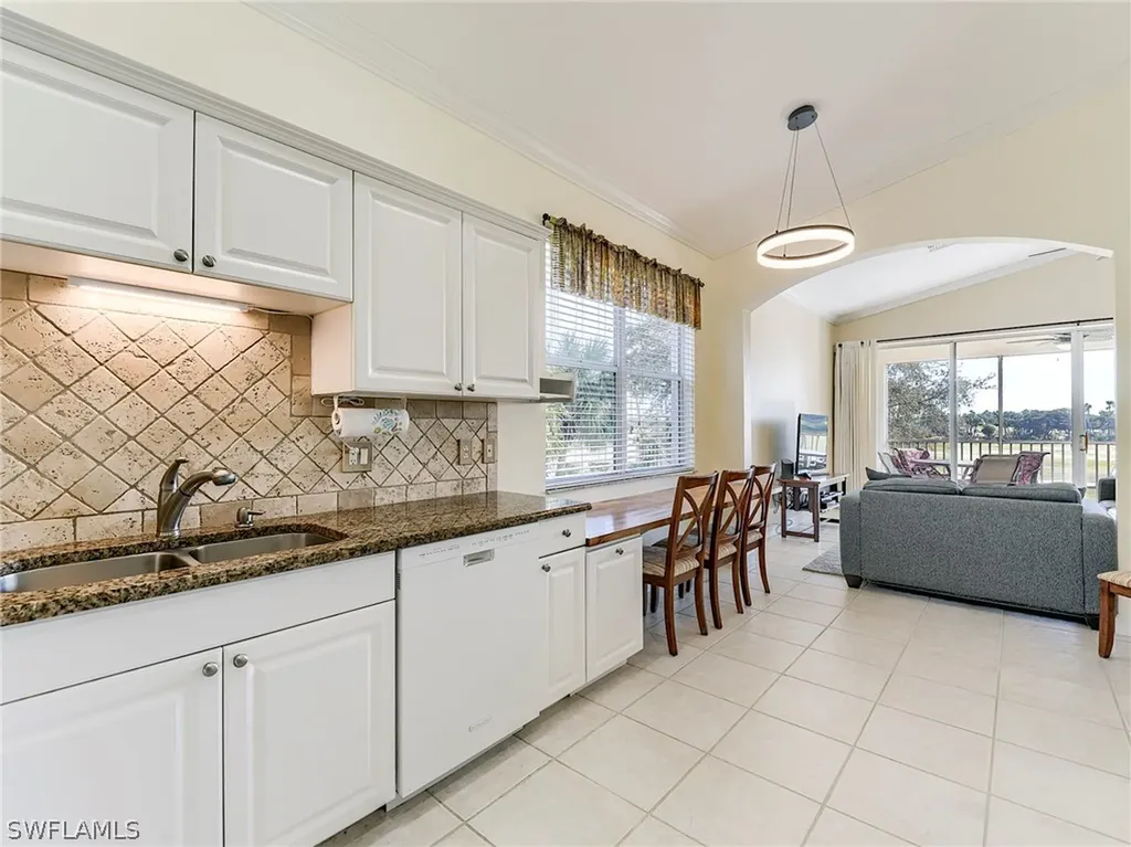3000 Meandering Way Fort Myers FL 33905