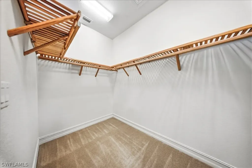 9153 Chula Vista Street Naples FL 34113