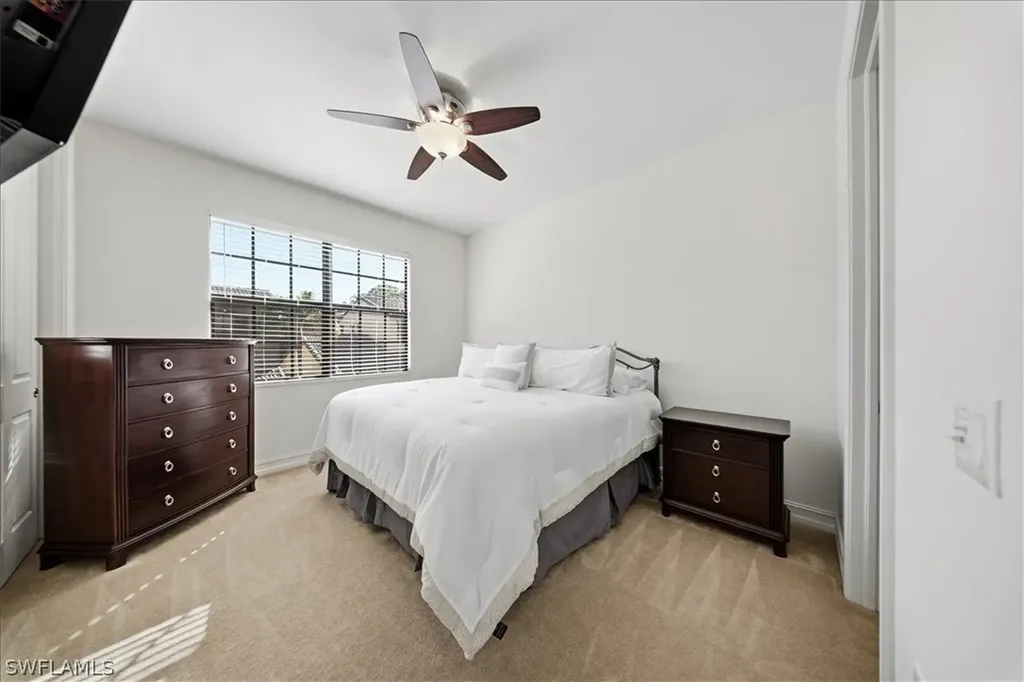 9153 Chula Vista Street Naples FL 34113