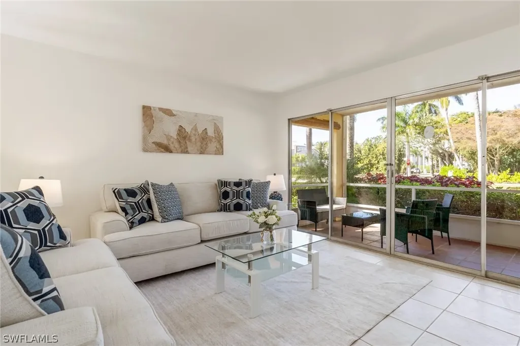 900 8th Avenue S Naples FL 34102