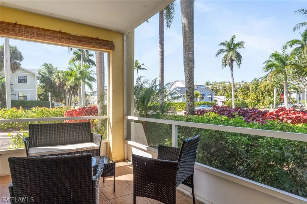 900 8th Avenue S Naples FL 34102
