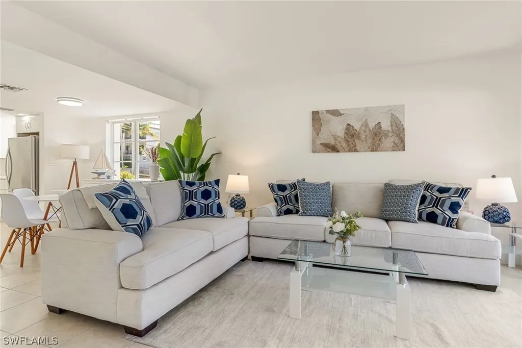 900 8th Avenue S Naples FL 34102