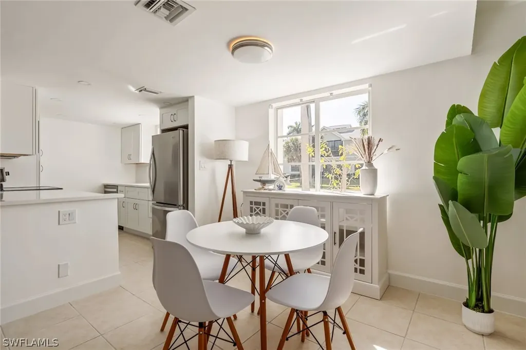 900 8th Avenue S Naples FL 34102