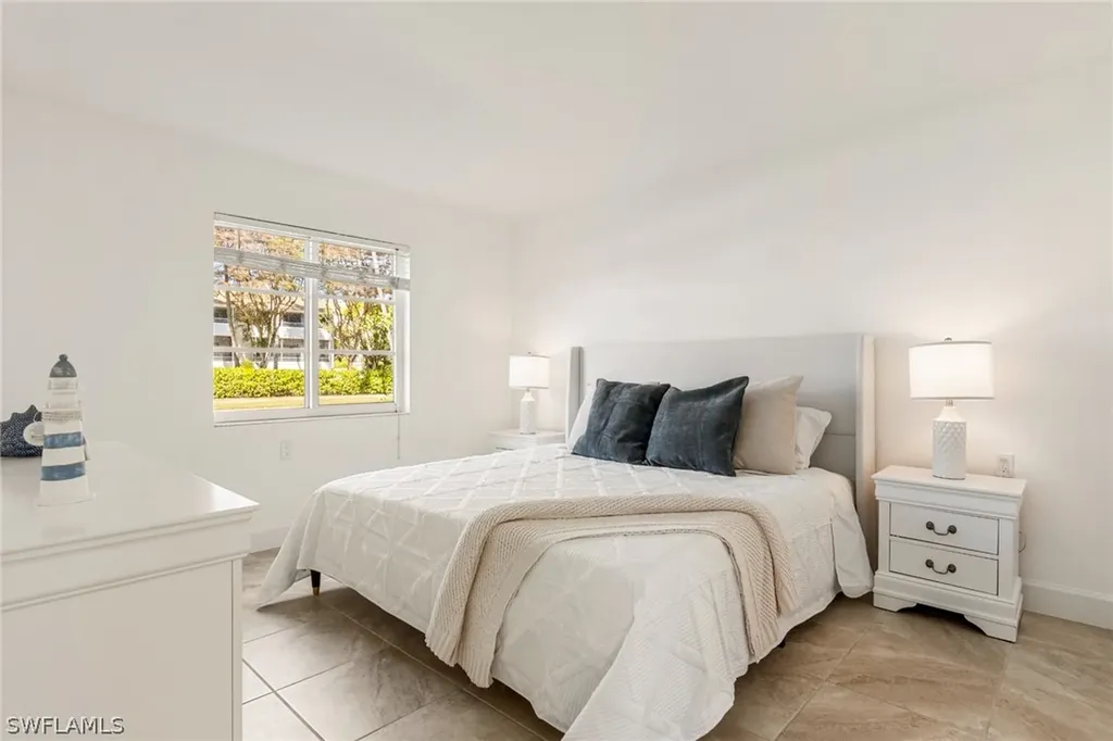 900 8th Avenue S Naples FL 34102