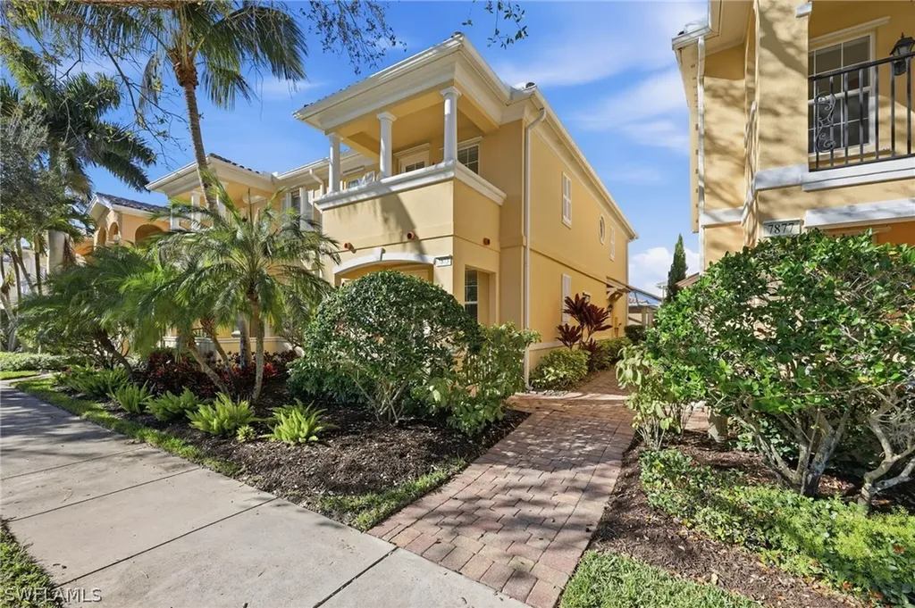 Naples FL, 7873 Veronawalk Boulevard