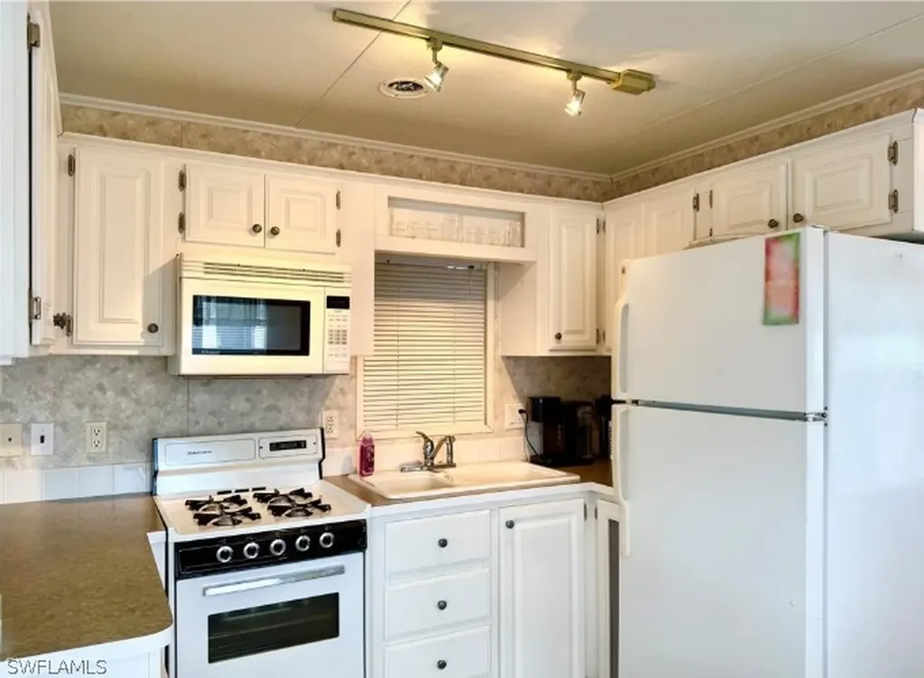 458 Vanda Sanctuary Naples FL 34114