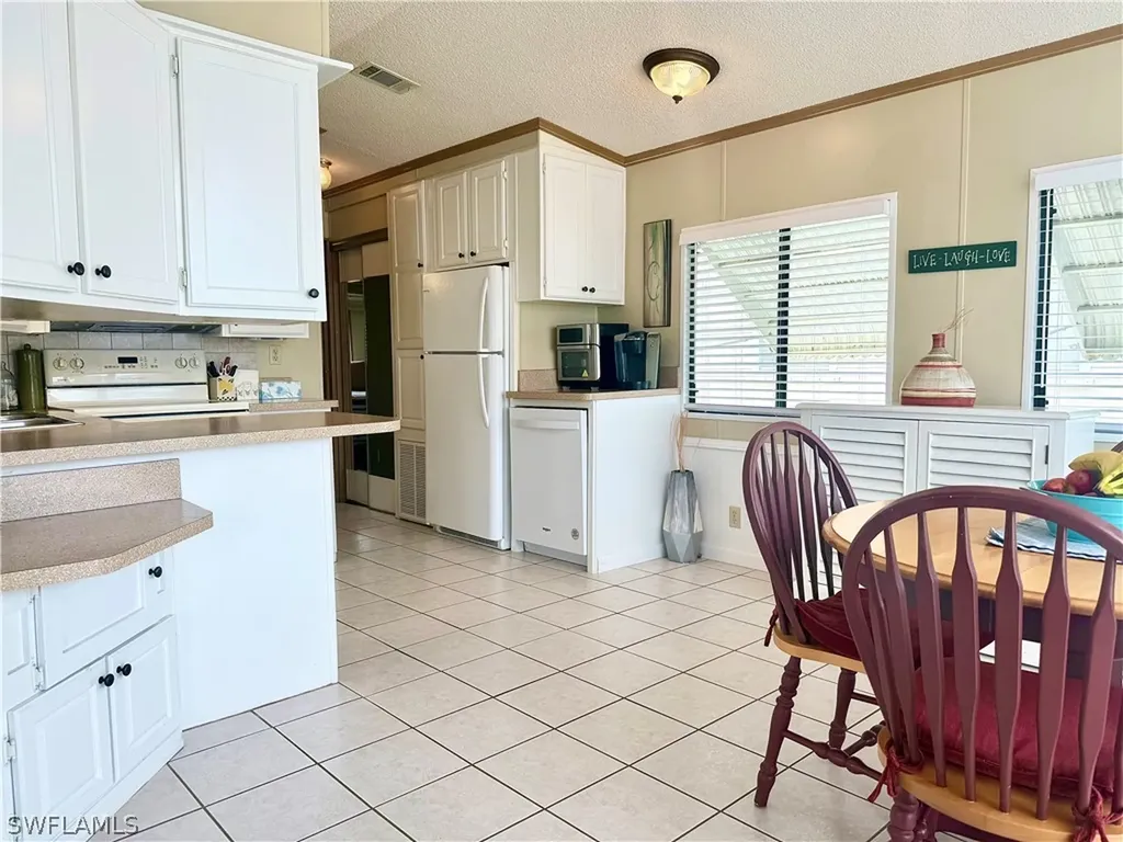 73 Vanda Sanctuary Naples FL 34114