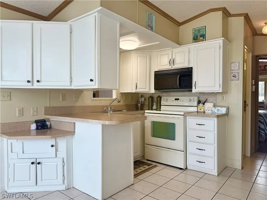 73 Vanda Sanctuary Naples FL 34114