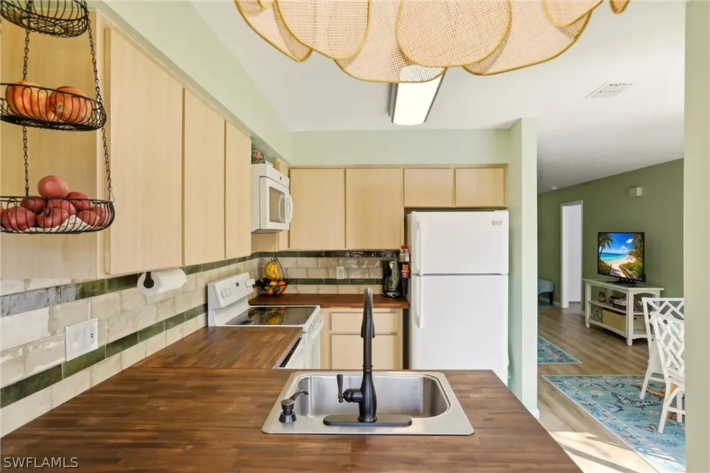 13144 Inglenook Court Fort Myers FL 33919