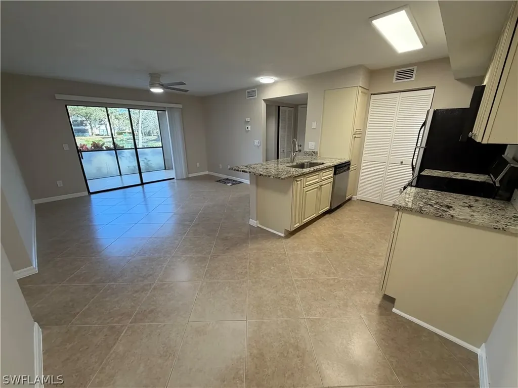2058 Arbour Walk Circle Naples FL 34109